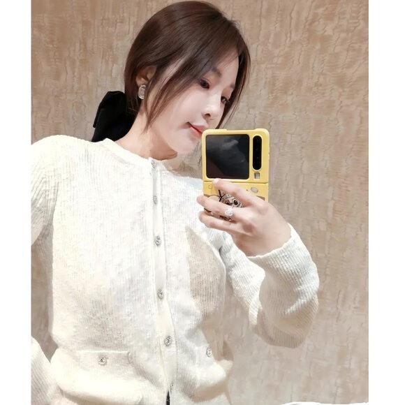 CHANEL Cardigan Sweater  White - Picture 1 of 11